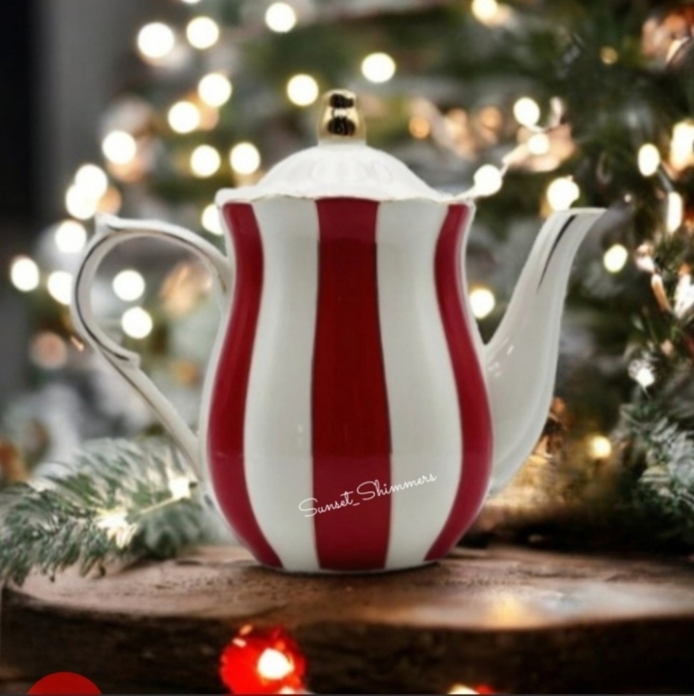 Grace Fine Porcelain Holiday Red White Stripe Tall Teapot Tea Pot stunning New
